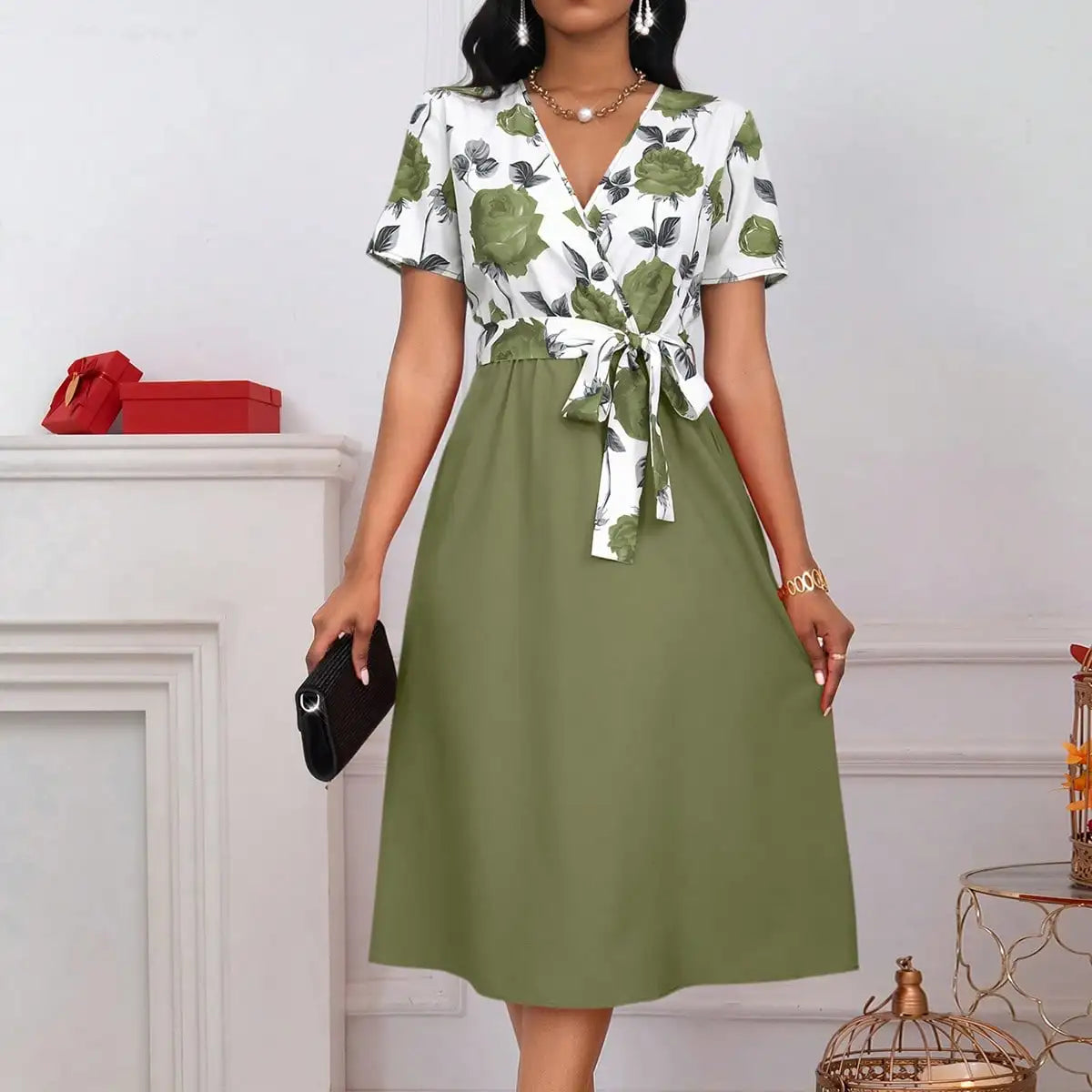 Women's Floral Print V-Neck Tie Waist Midi Dress